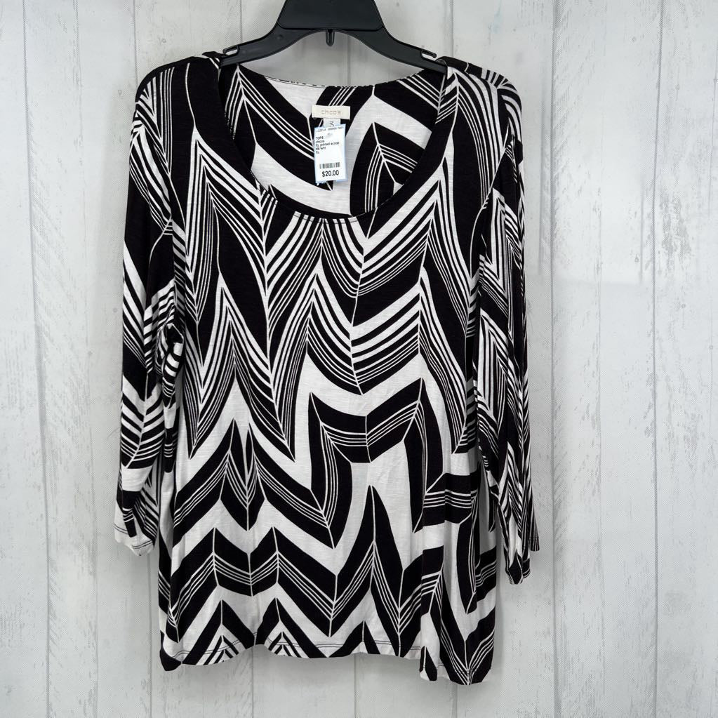 XL printed scoop neck 3/4 slv top