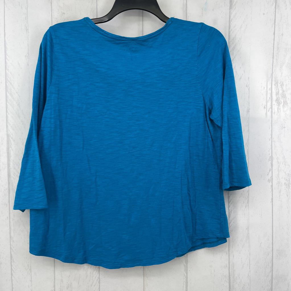 XL v-neck 3/4 slv tee