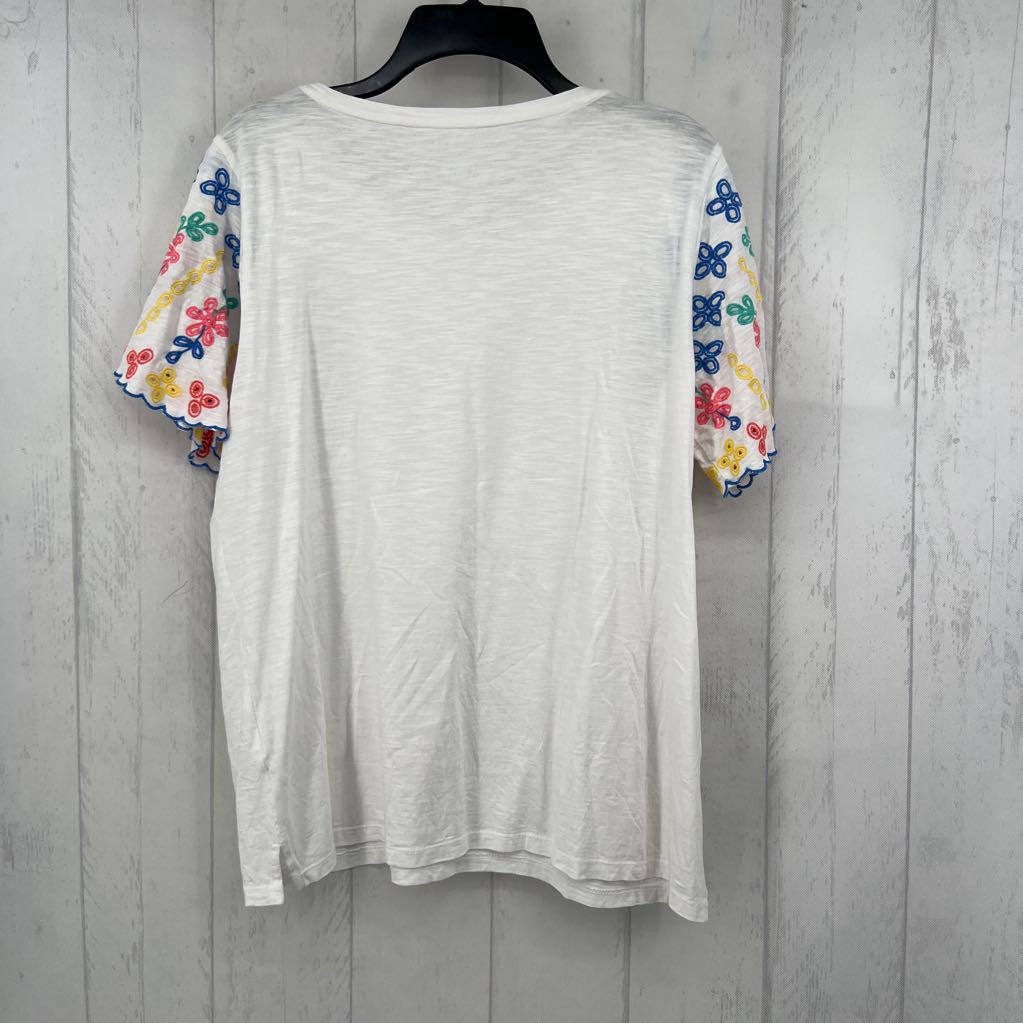 L flo embroidered slv tee s/s