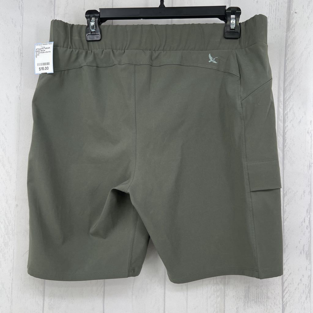 12 bermuda shorts