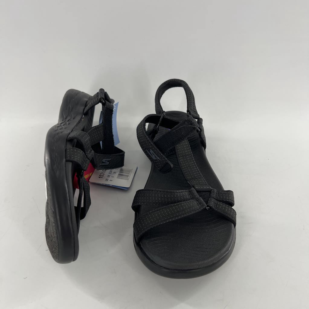 8 adjustable strap sandals