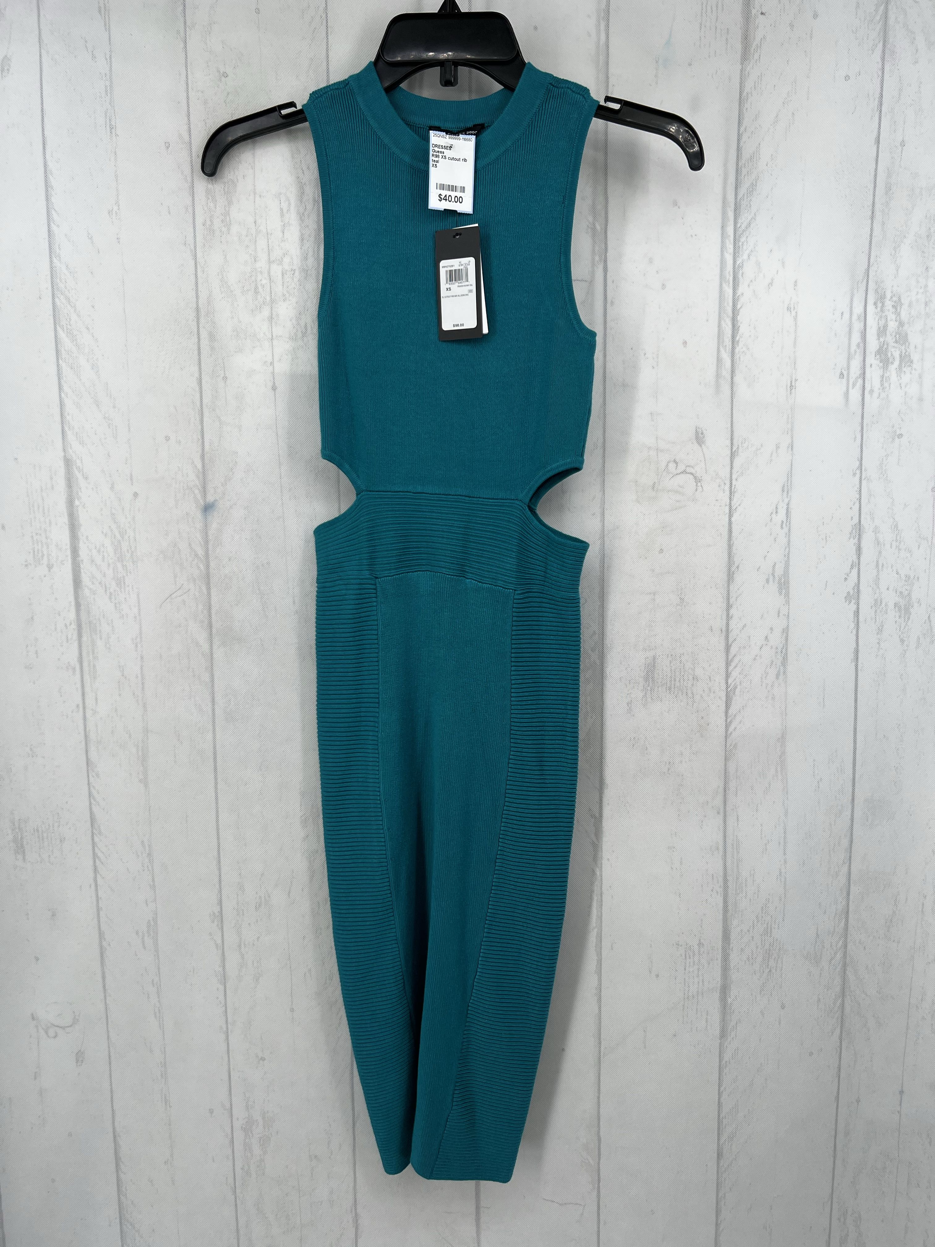 R98 XS cutout rib knit slvls dress