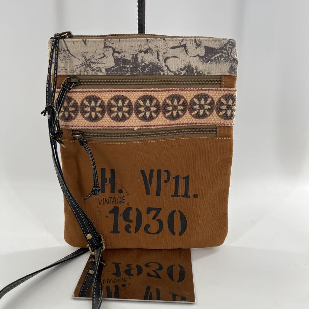 canvas crossbody w/ 1930 lettering