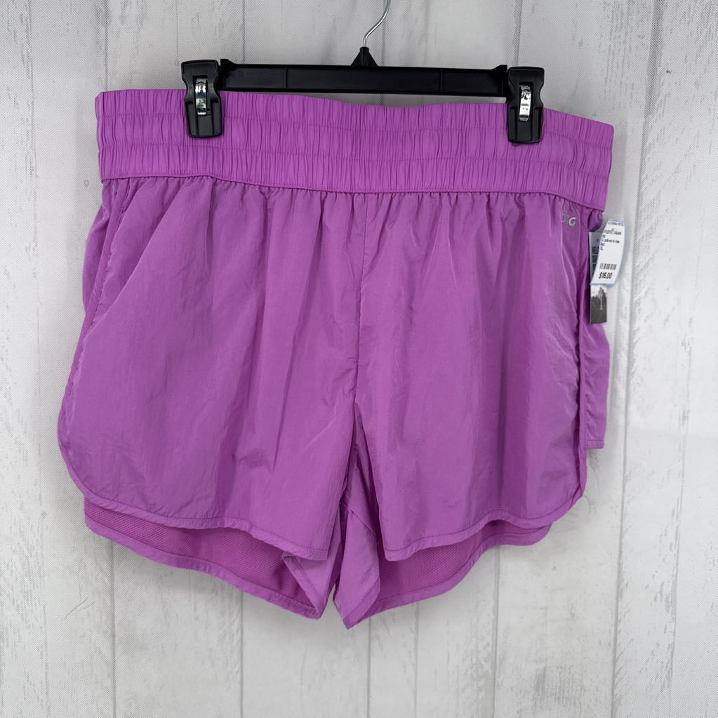 XL pull-on hi rise shorts