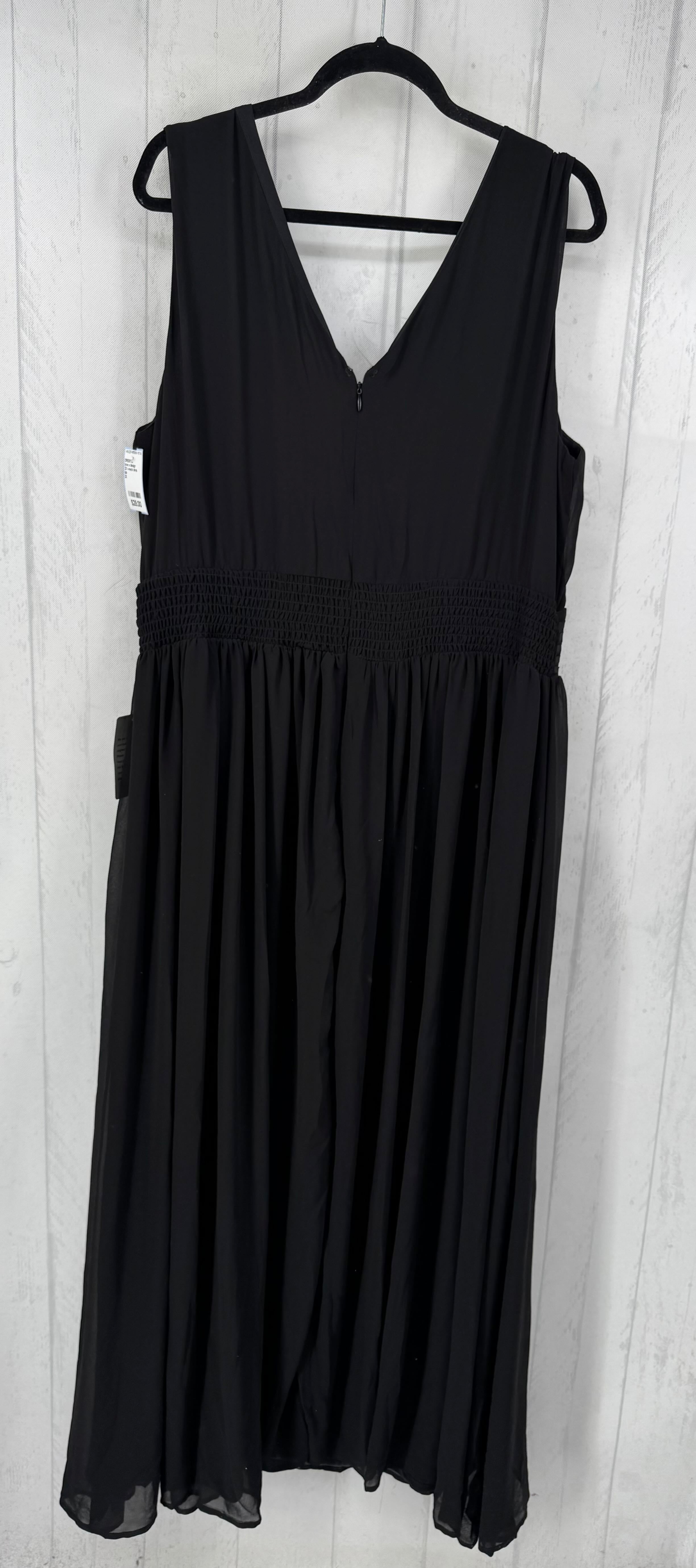 2X v-neck slvls dress