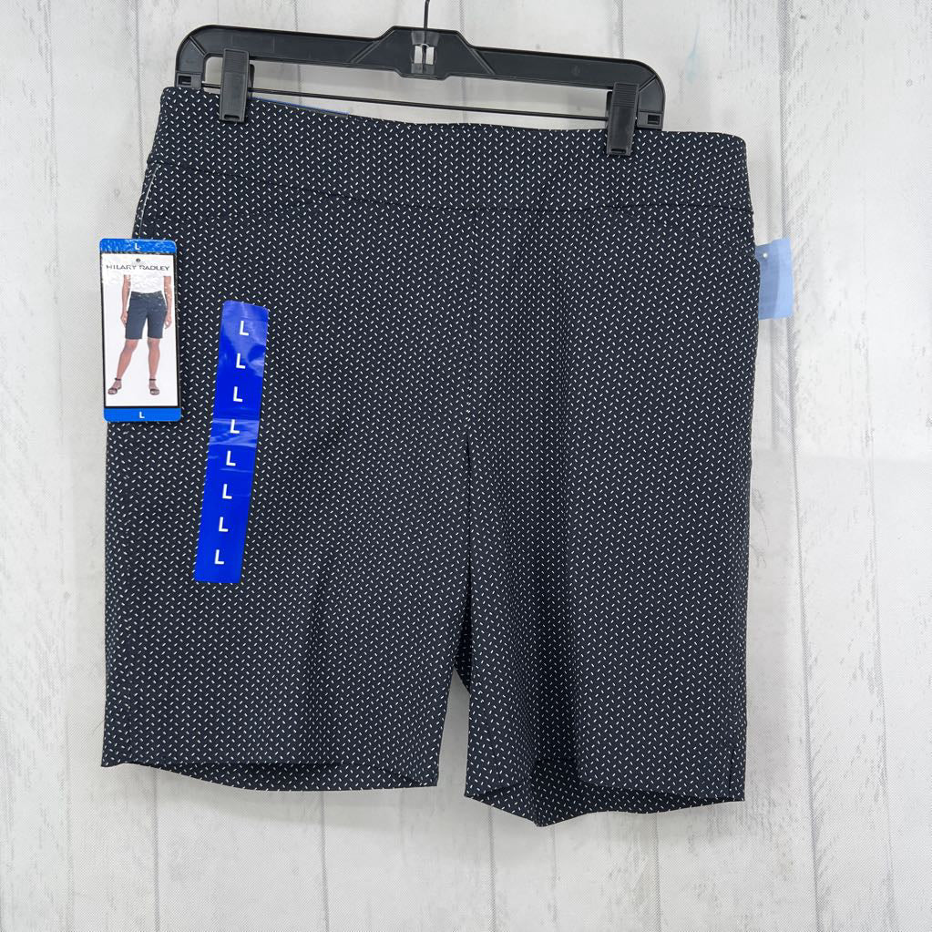 L printed pull-on shorts