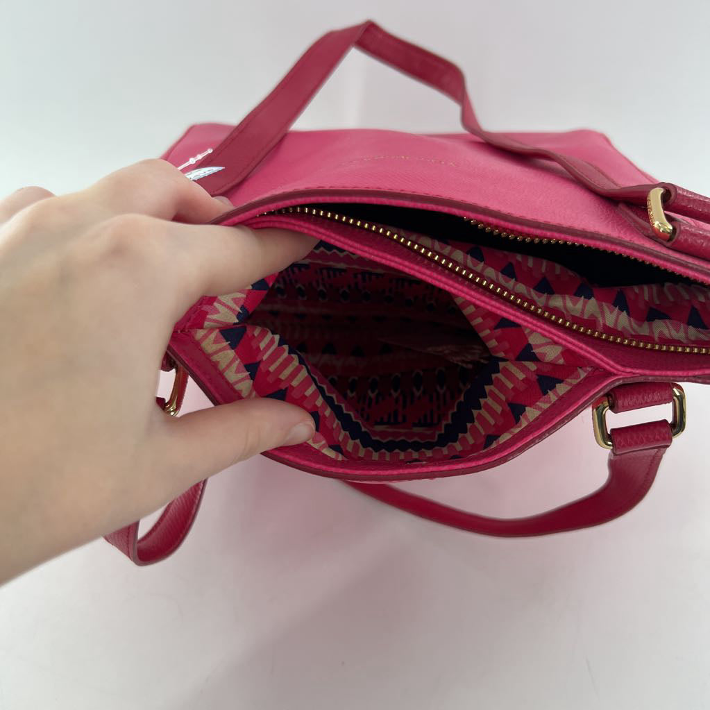 faux leather top zip tote