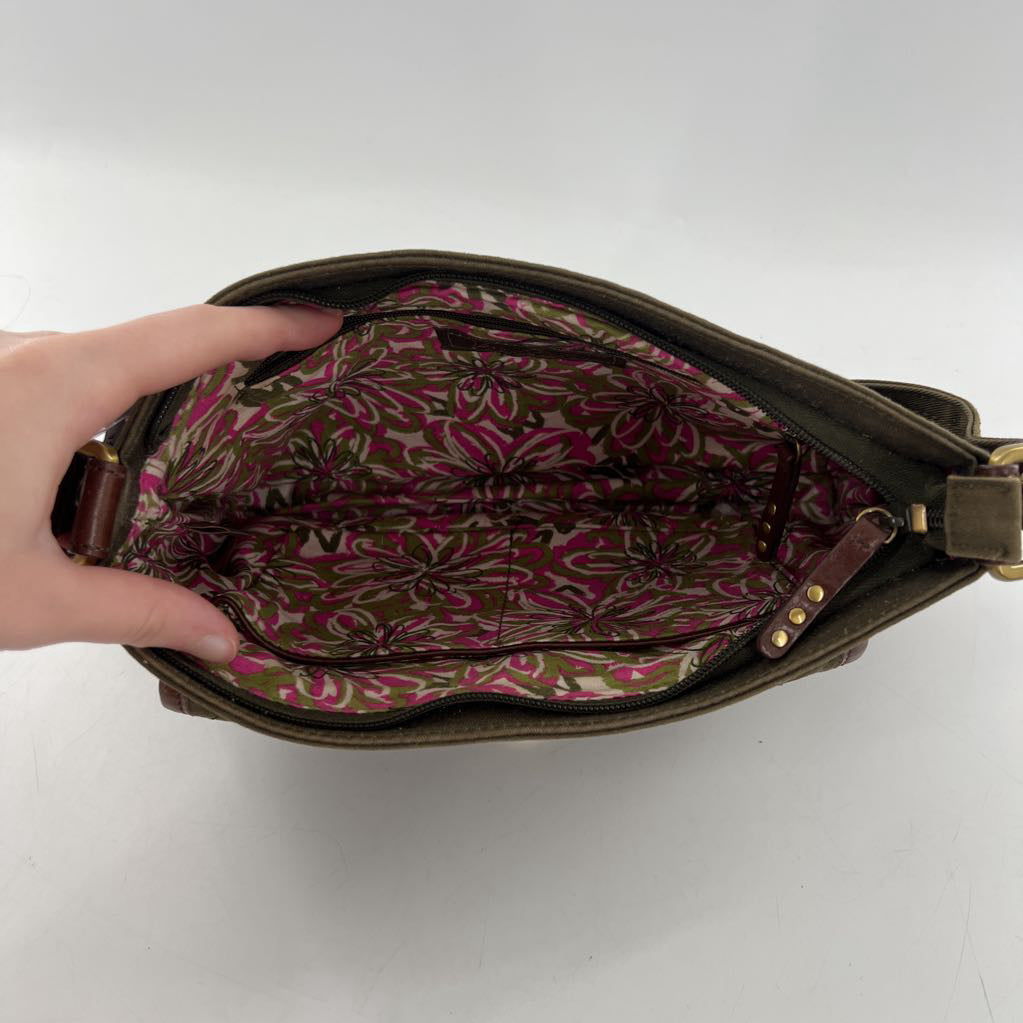 quilted shoulder bag w/ flap pocket