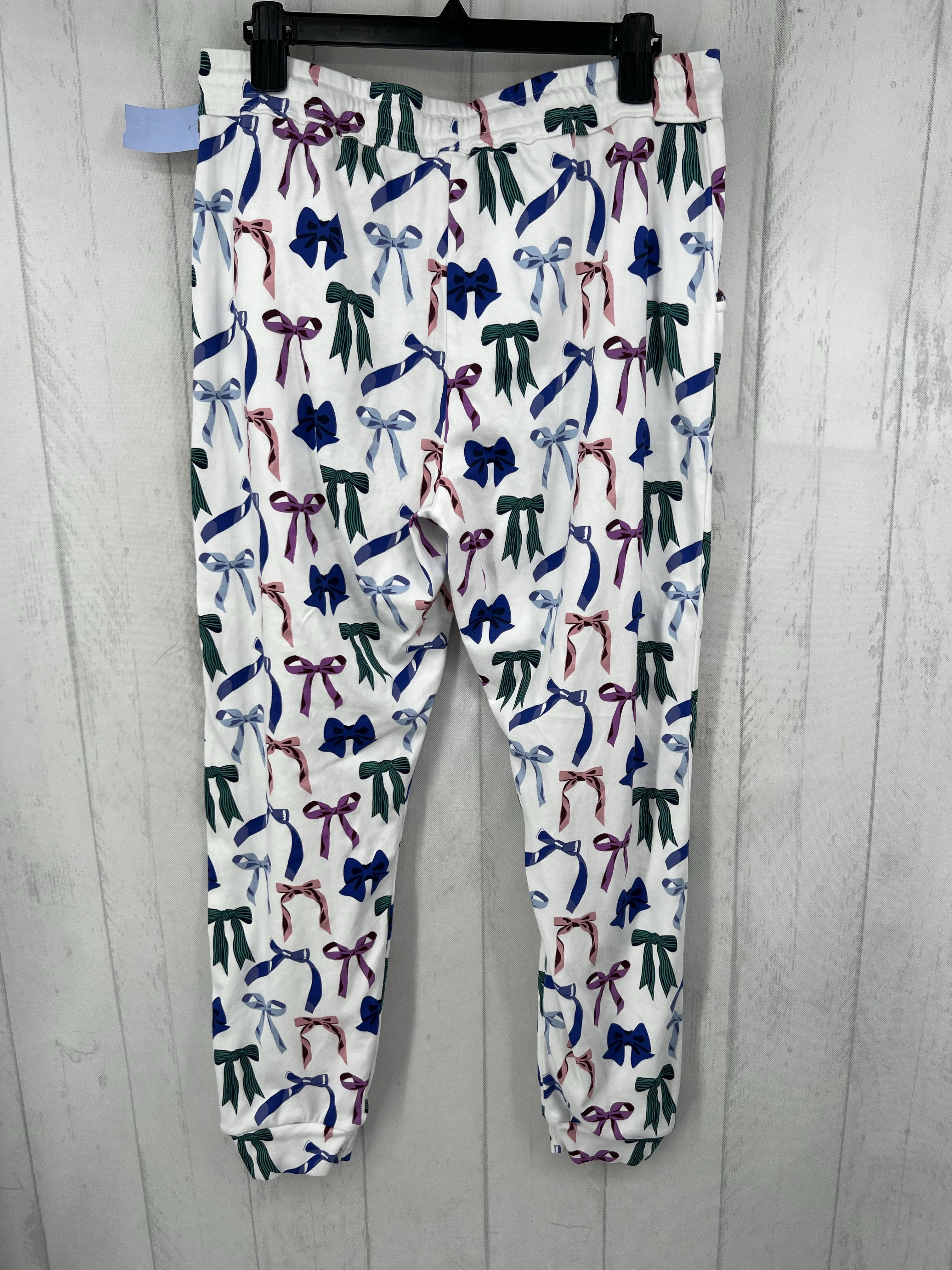L bow print joggers