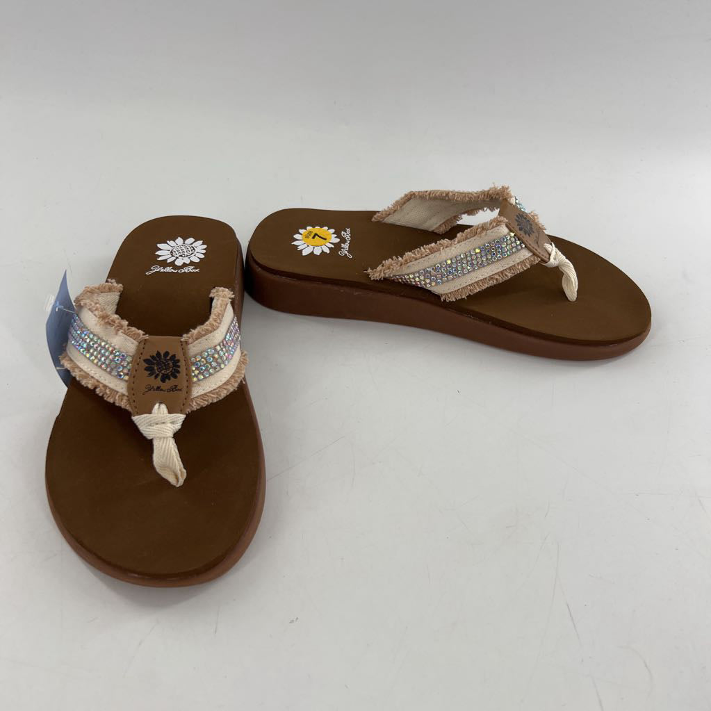 7 rhinestone flip-flops