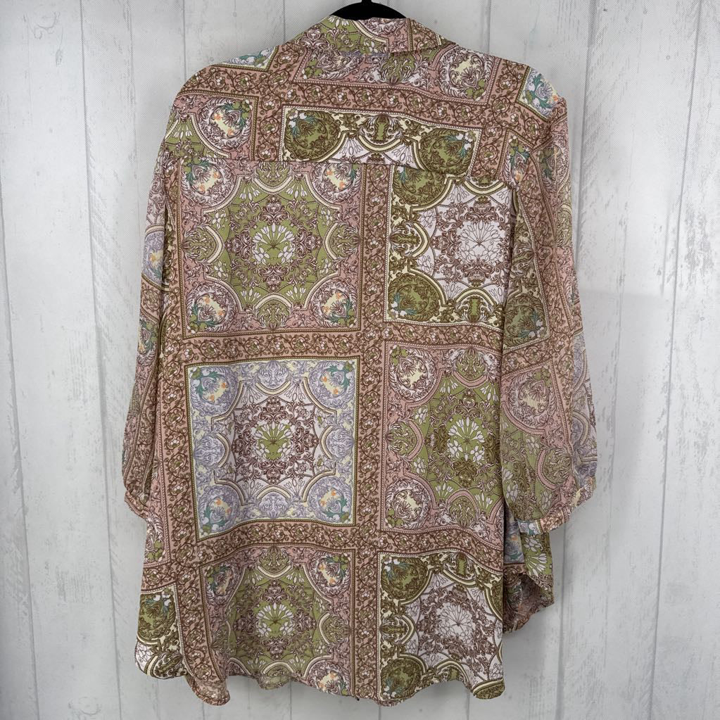 2X medallion print button down 3/4 slv top