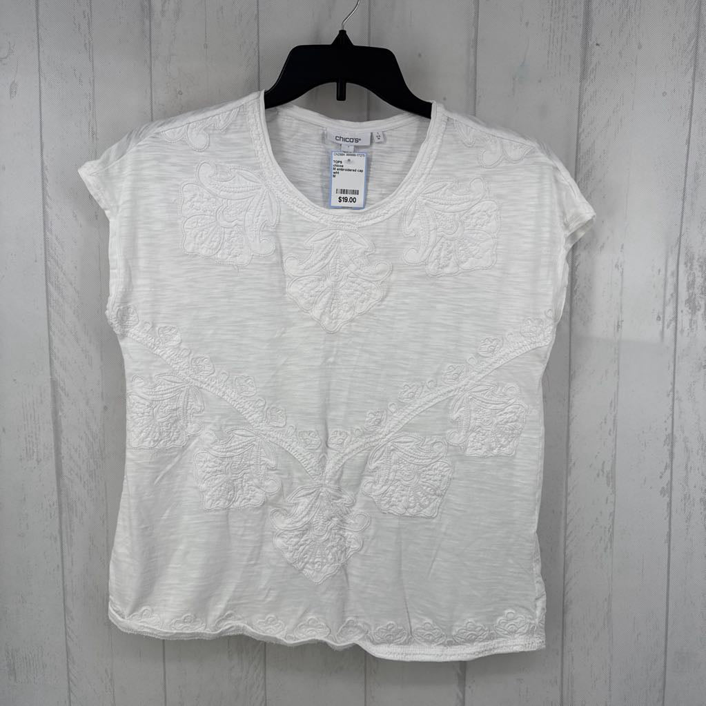M embroidered cap slv tee