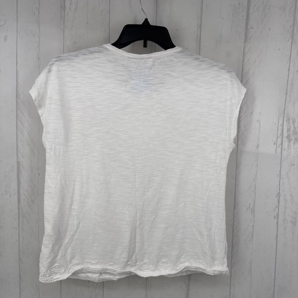 M embroidered cap slv tee