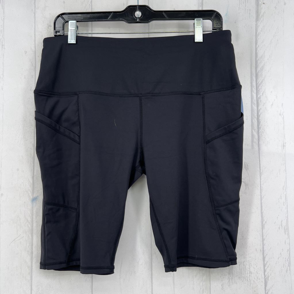 XL hi-rise biker shorts