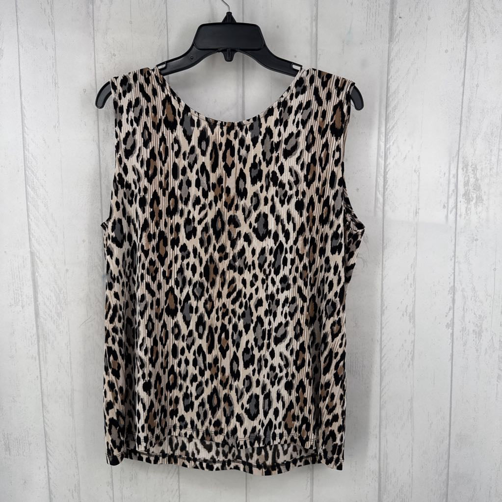 XL animal print v-neck tank