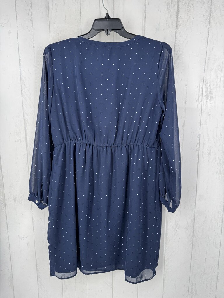 XL polka-dot v-neck l/s dress