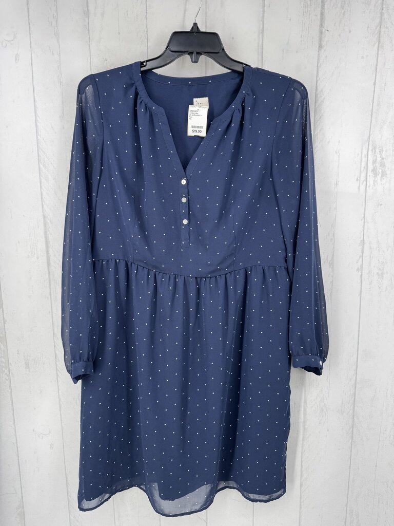 XL polka-dot v-neck l/s dress