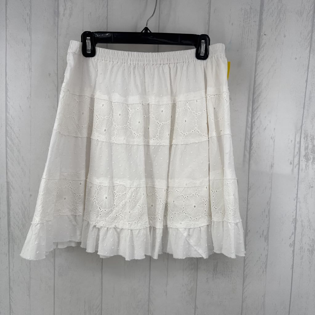 M eyelet skirt