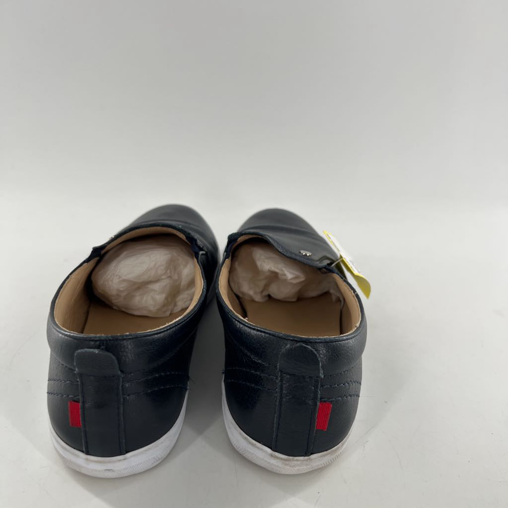 9.5 leather slip-on sneaker