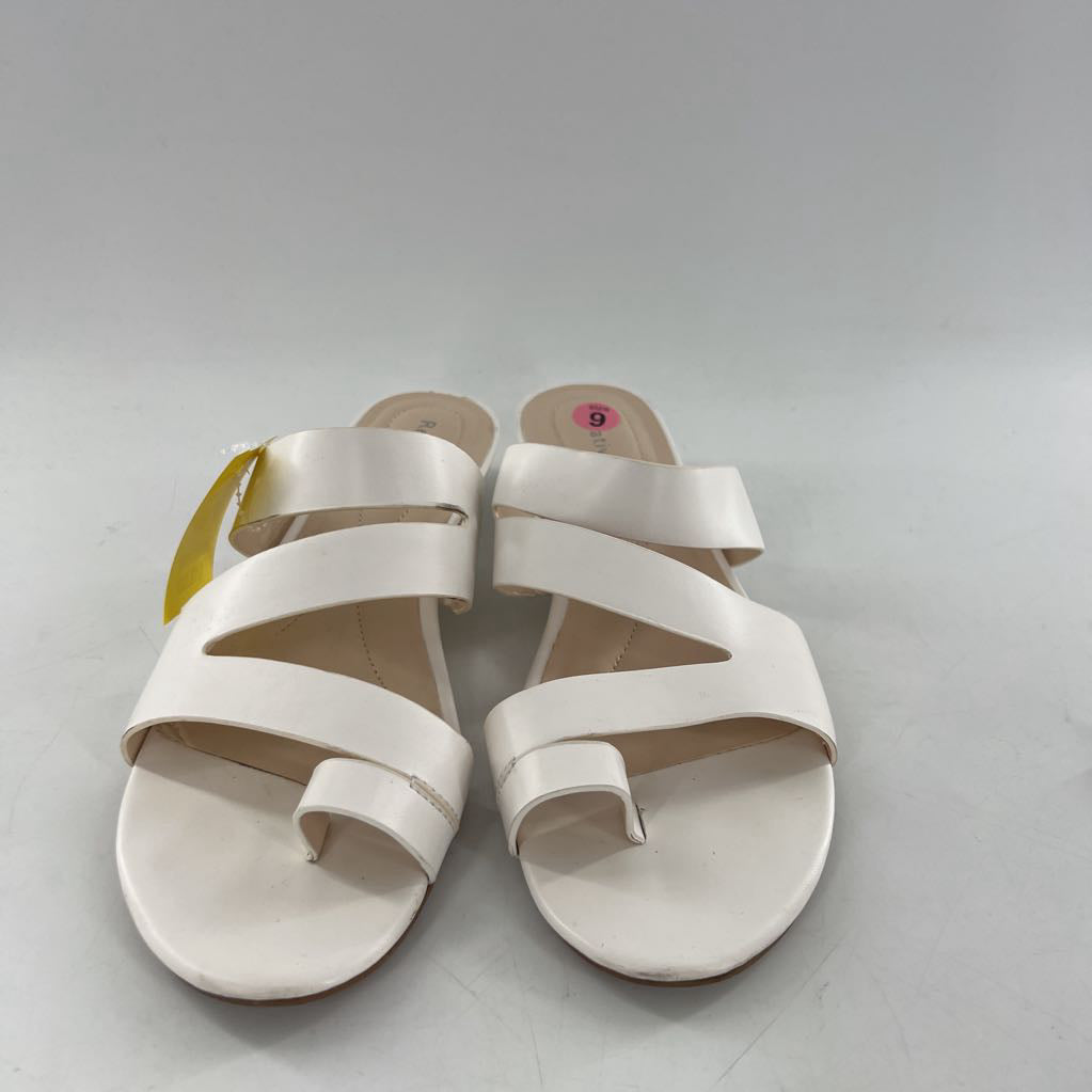 9 strappy sandal