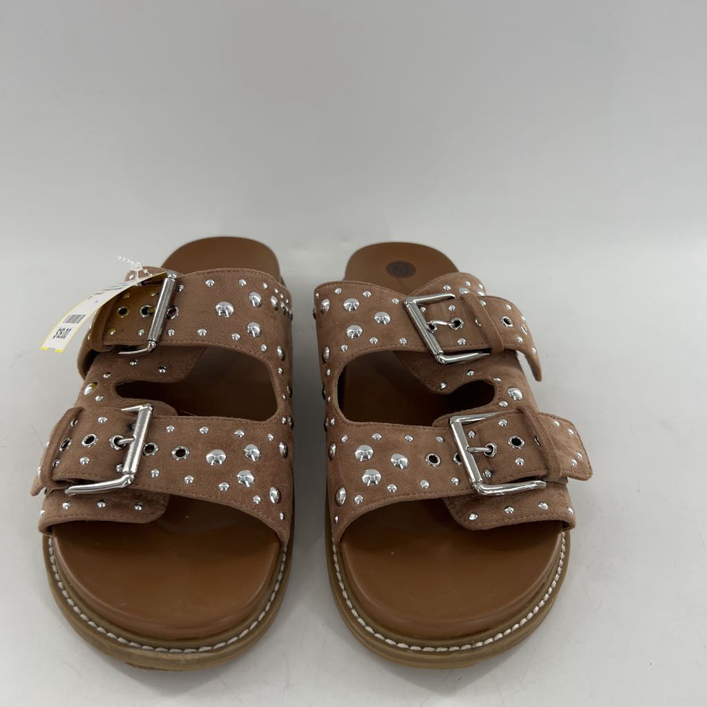 10 suede studded sandal