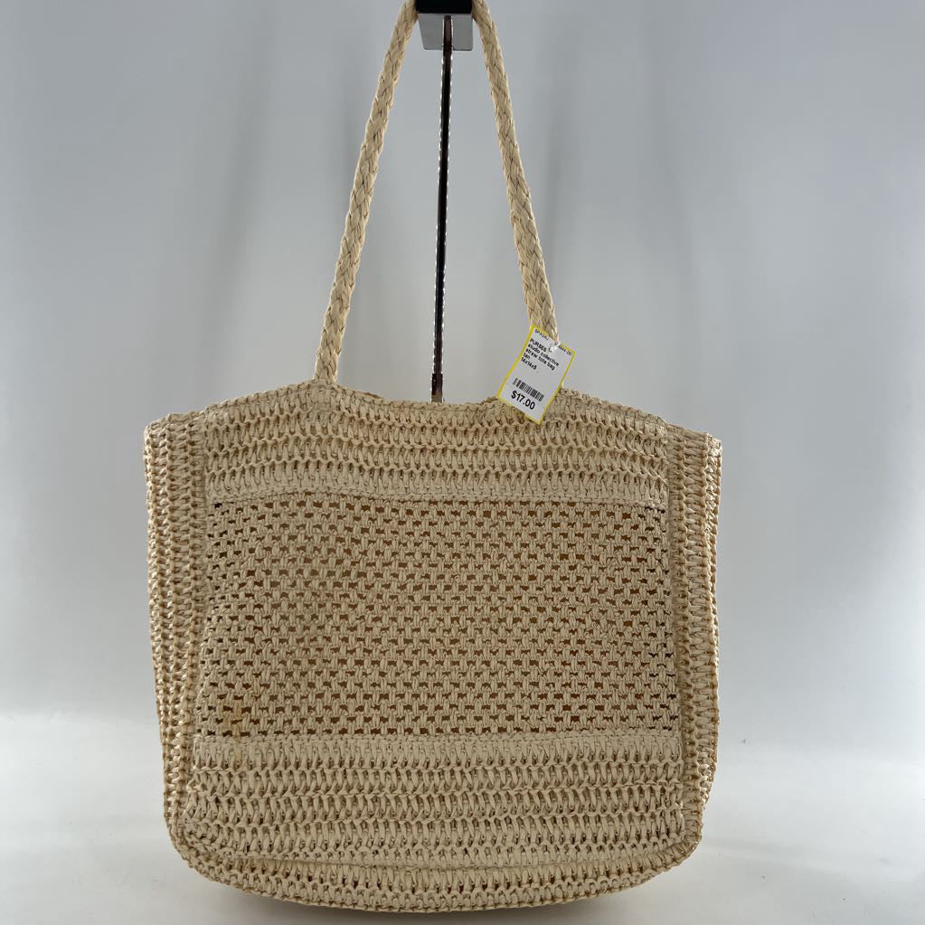 straw tote bag