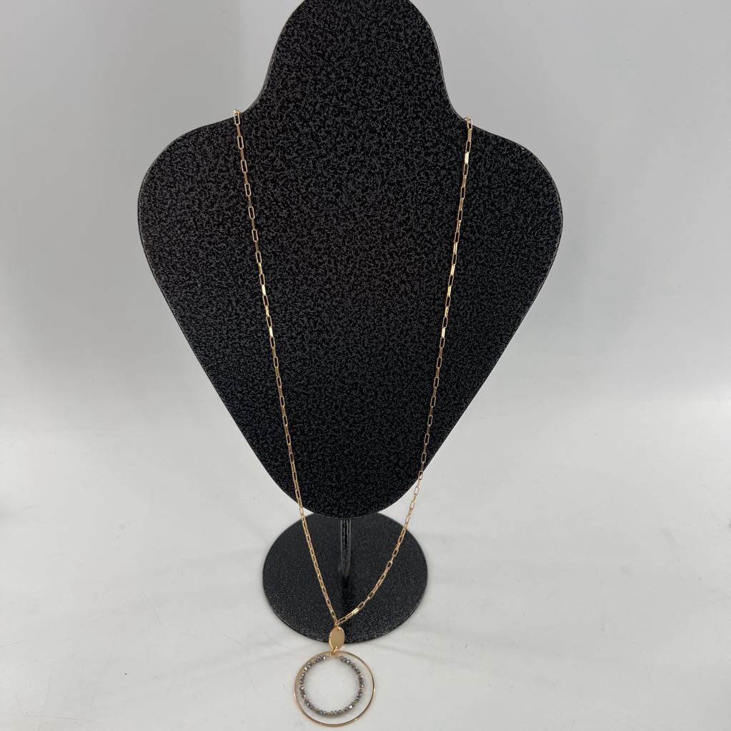 18" gold tone circle pendant necklace