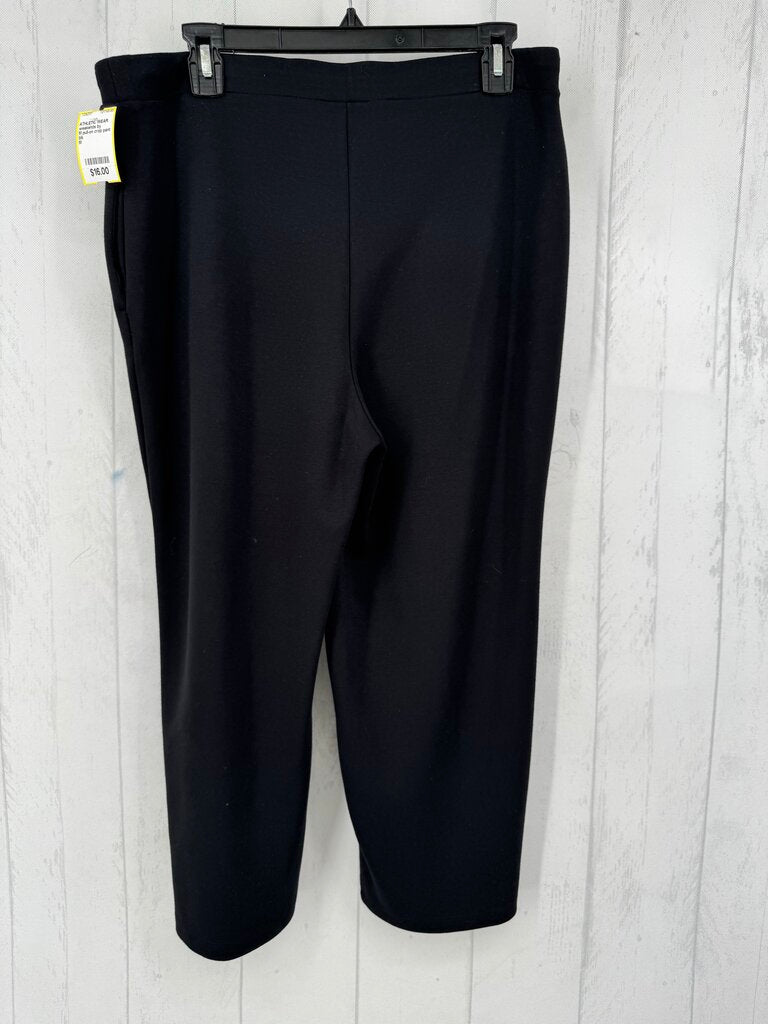 M pull-on crop pant