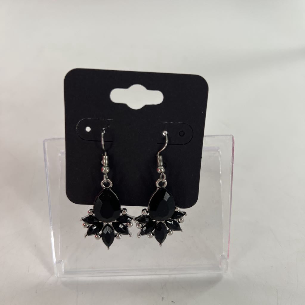 black stone dangle earrings