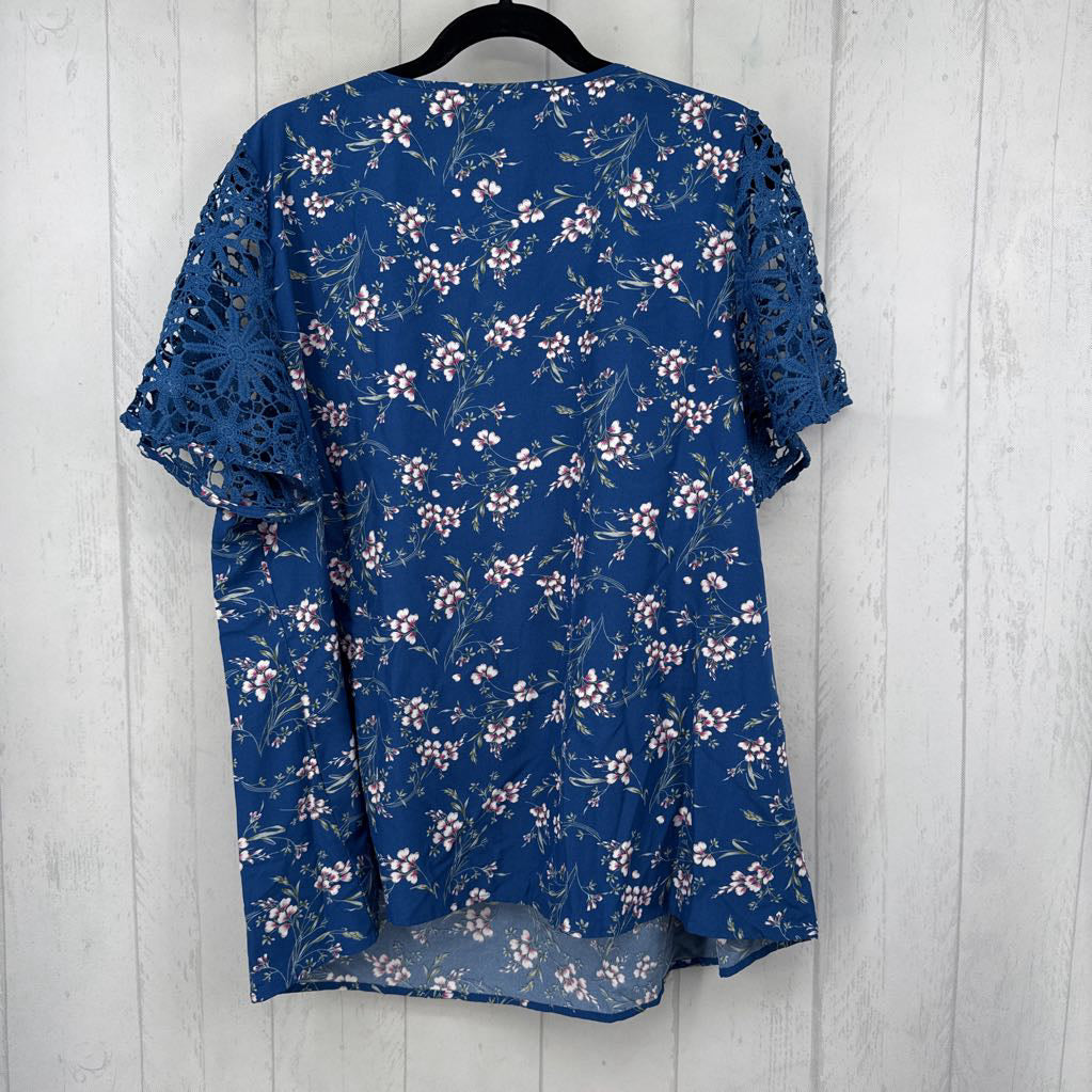 18/20 flo print v-neck lace slv top s/s