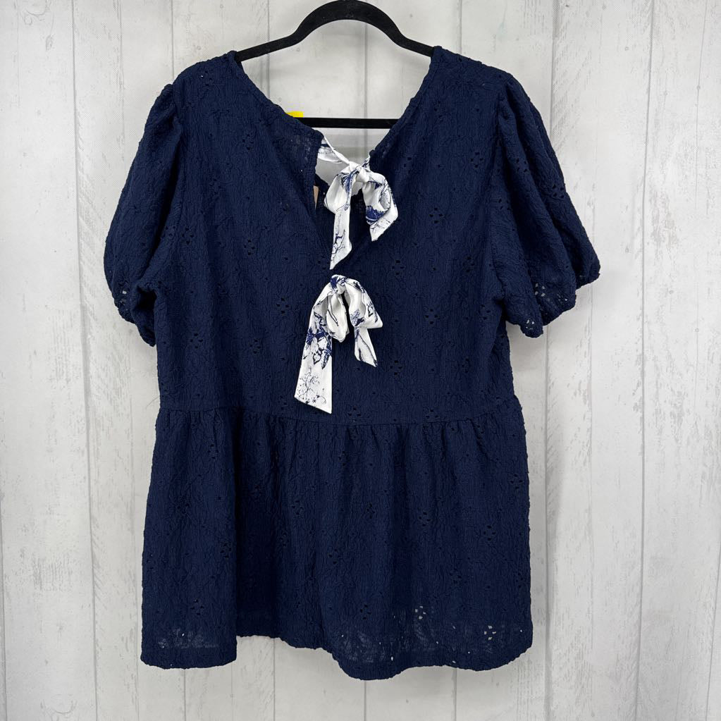 14/16 eyelet bow back s/s top