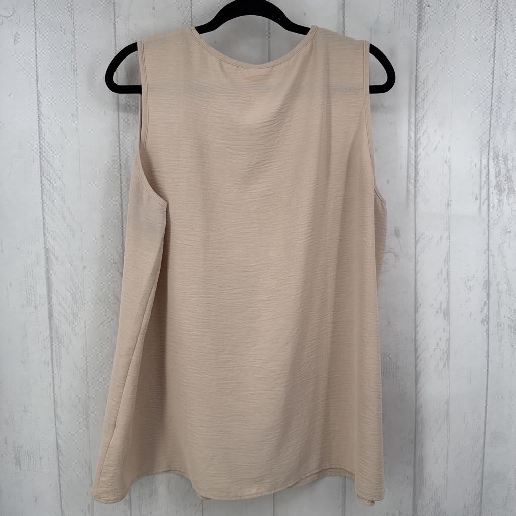 XXL textured v-neck flowy tank