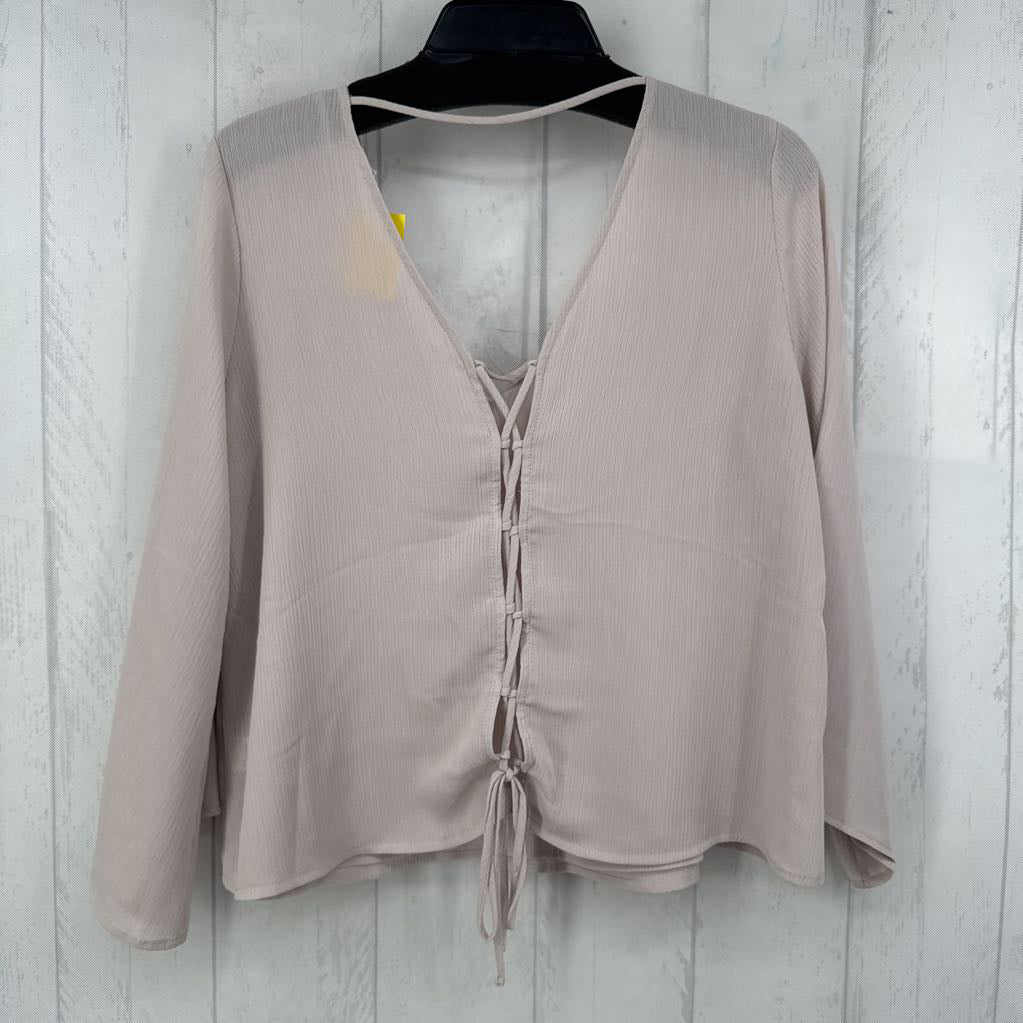 M v-neck lace-up back bell slv top