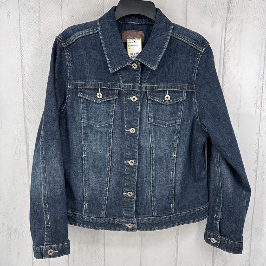XL denim jacket