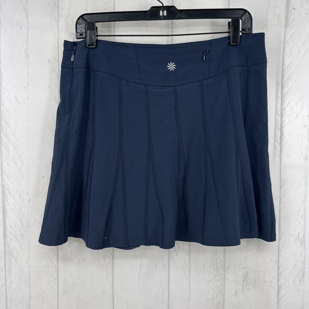 8 pleated skort