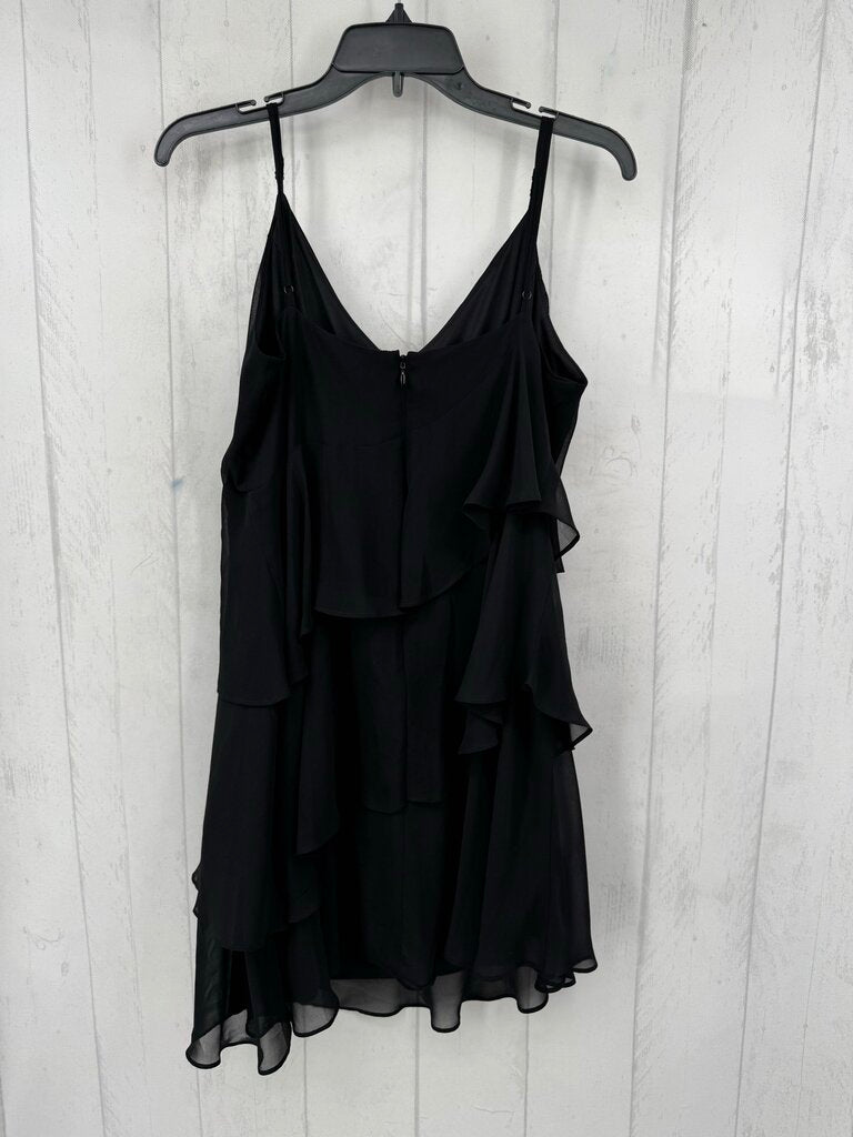 L v-neck tiered dress