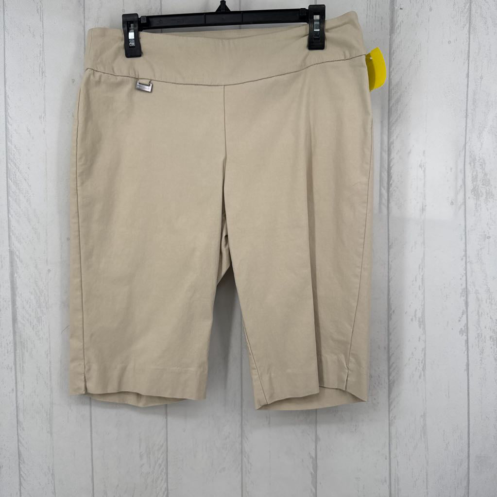 12 pull-on bermuda shorts
