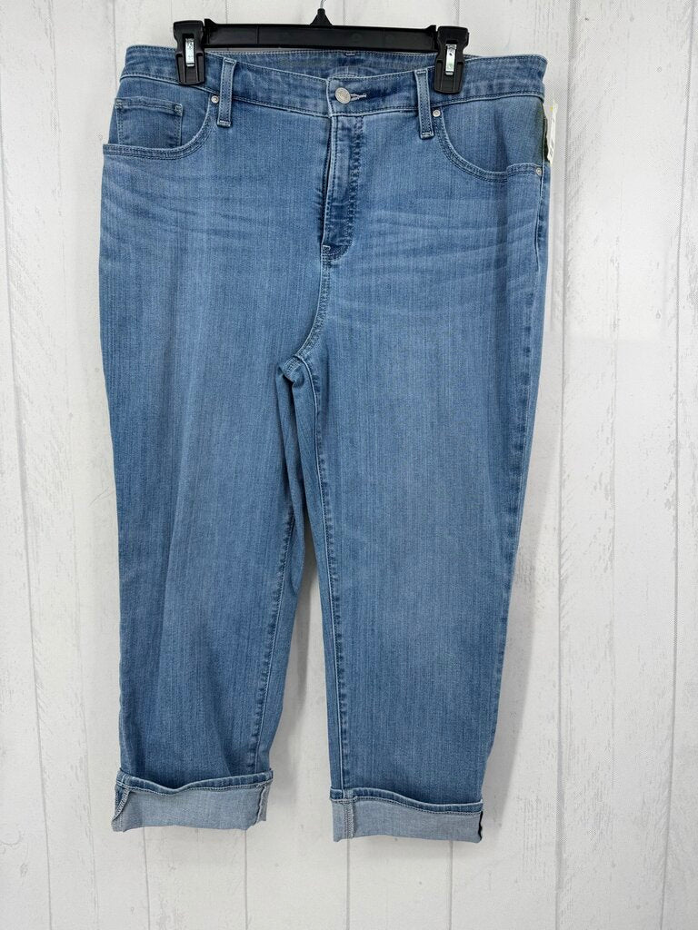 12 slim leg crop jean