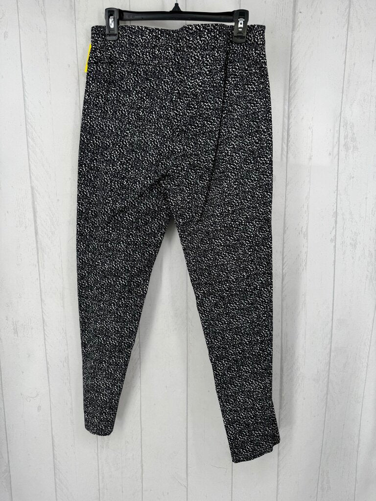 12 printed pull-on pant