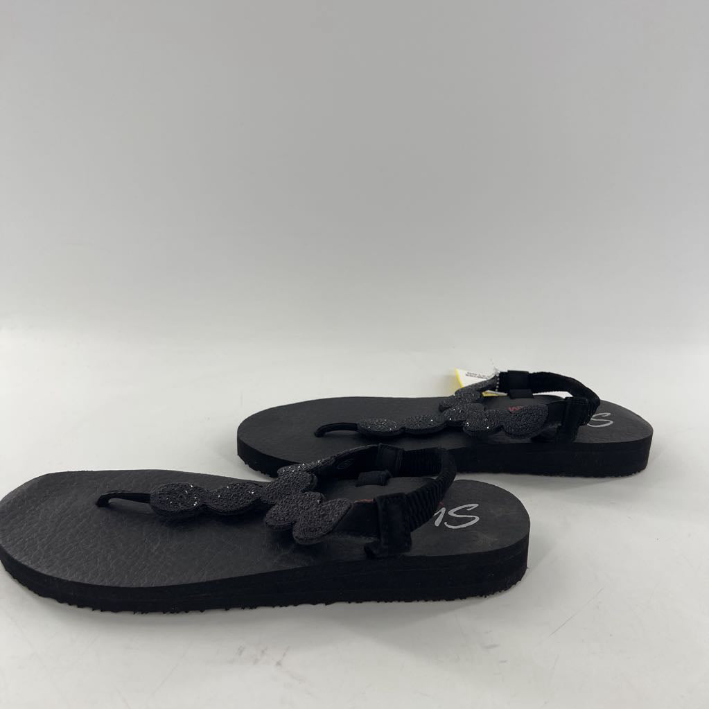 10 embelished t-strap sandal