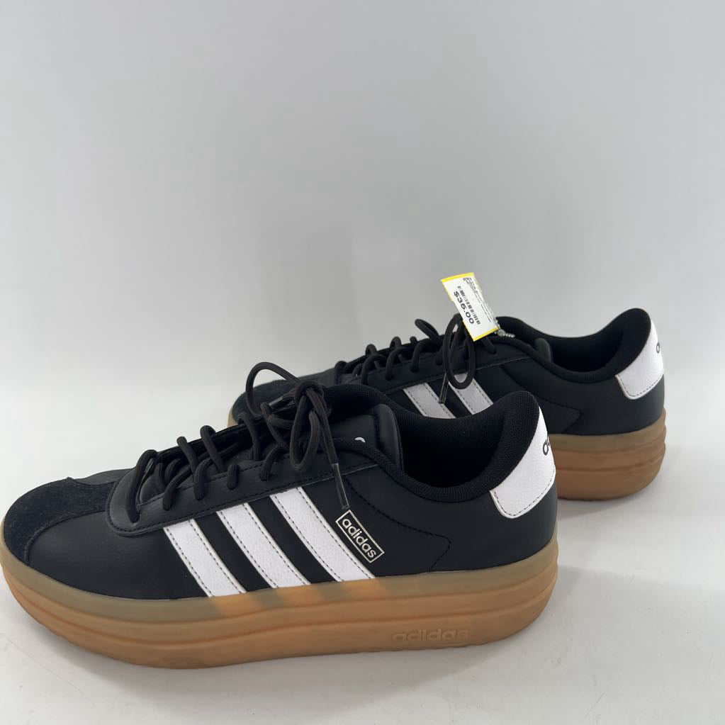 9 platform lace-up sneaker