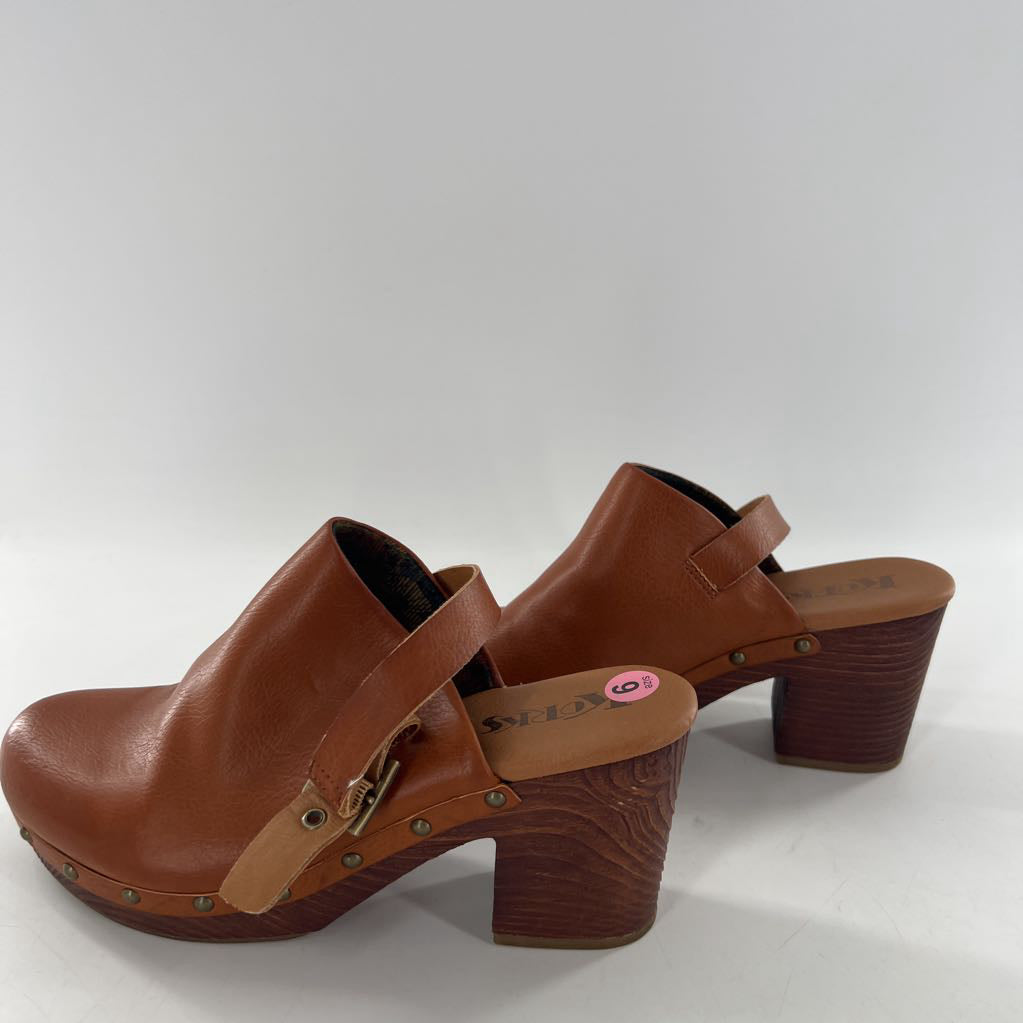 9 platform clogs