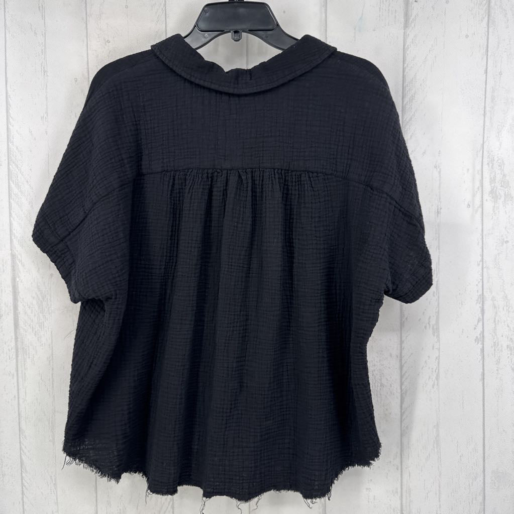 XLp gauze button down s/s top