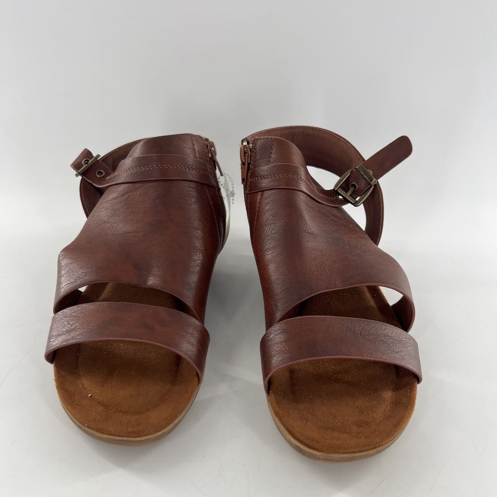 8 open toe side zip buckle sandals