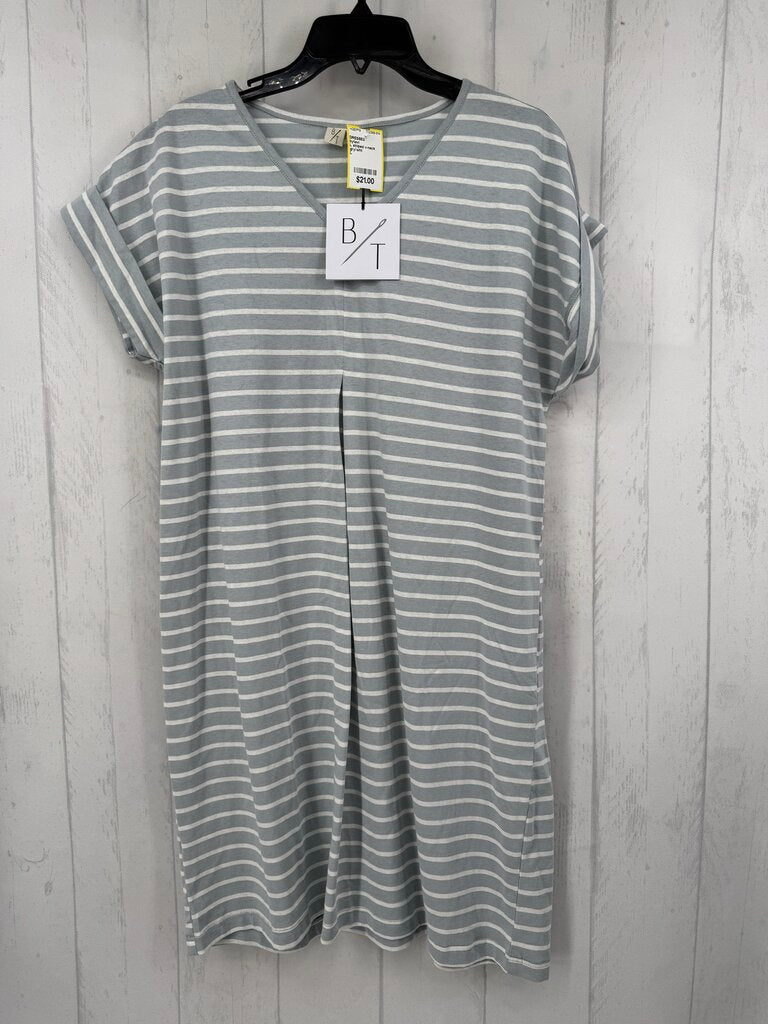L striped v-neck s/s dress