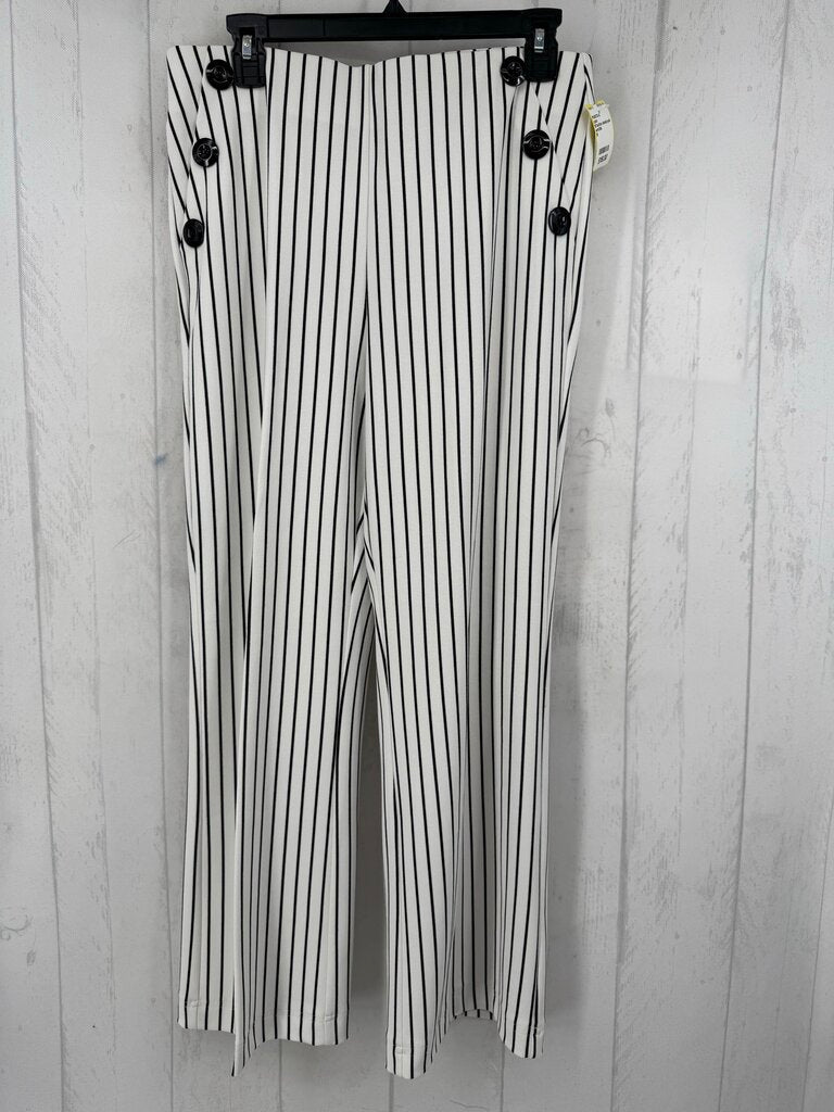 M button detail pull-on stripe pants