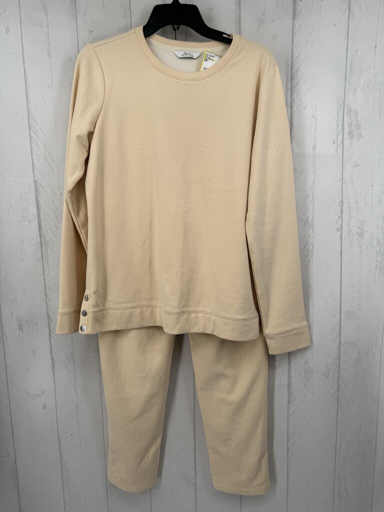 2pc S/M l/s sweatshirt w/ joggers