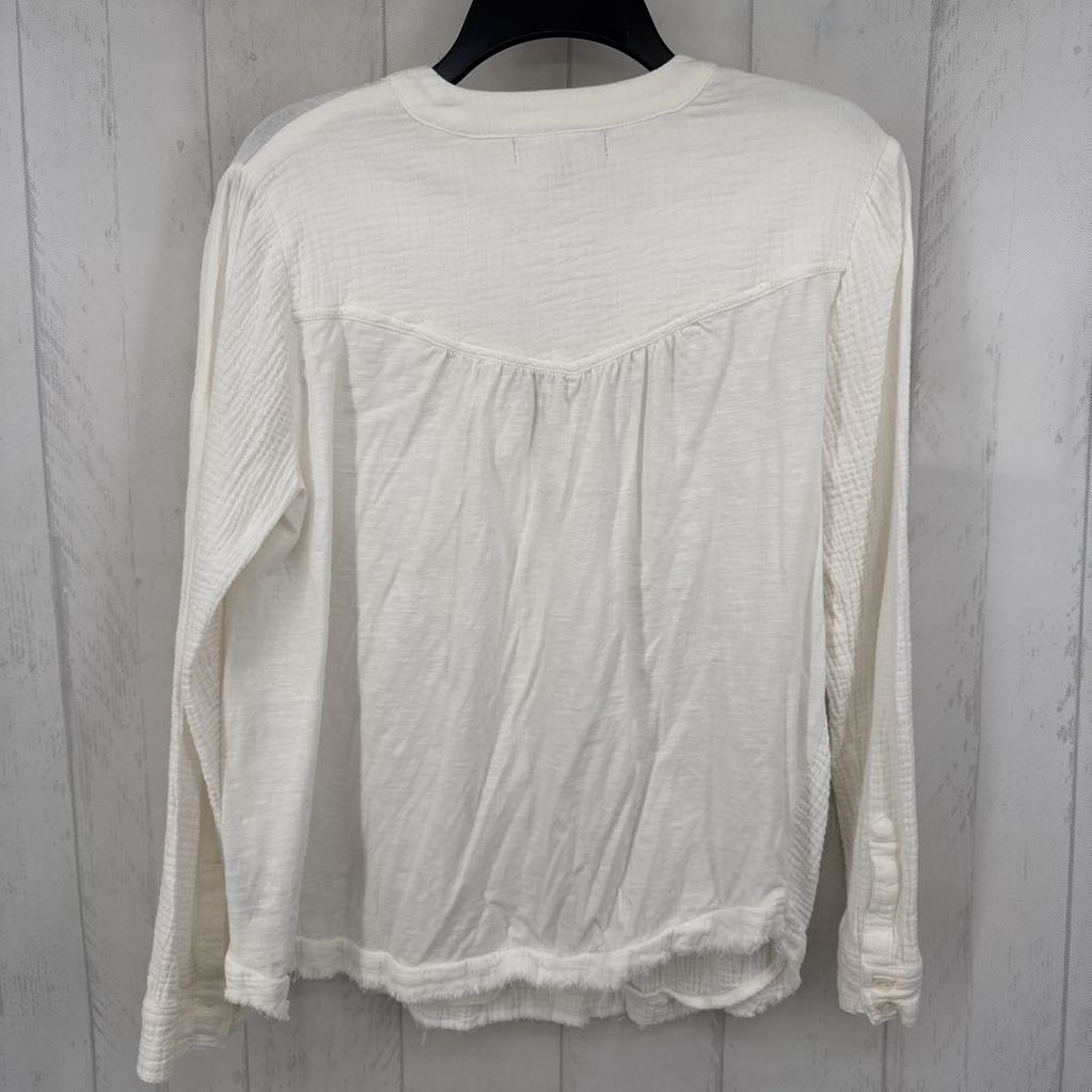 L l/s half button gauze top