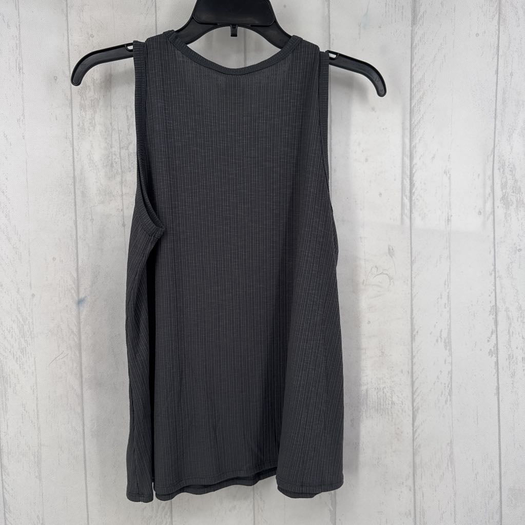 S ribbed tank