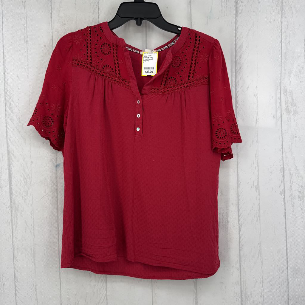 M eyelet detail button front s/s top